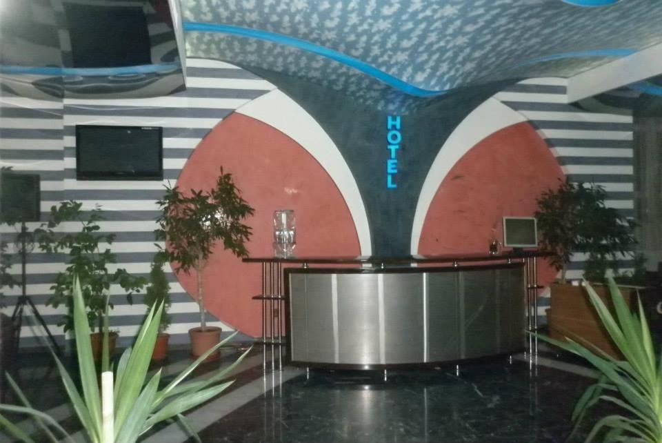 Hotel Ineul Rodna ภายนอก รูปภาพ