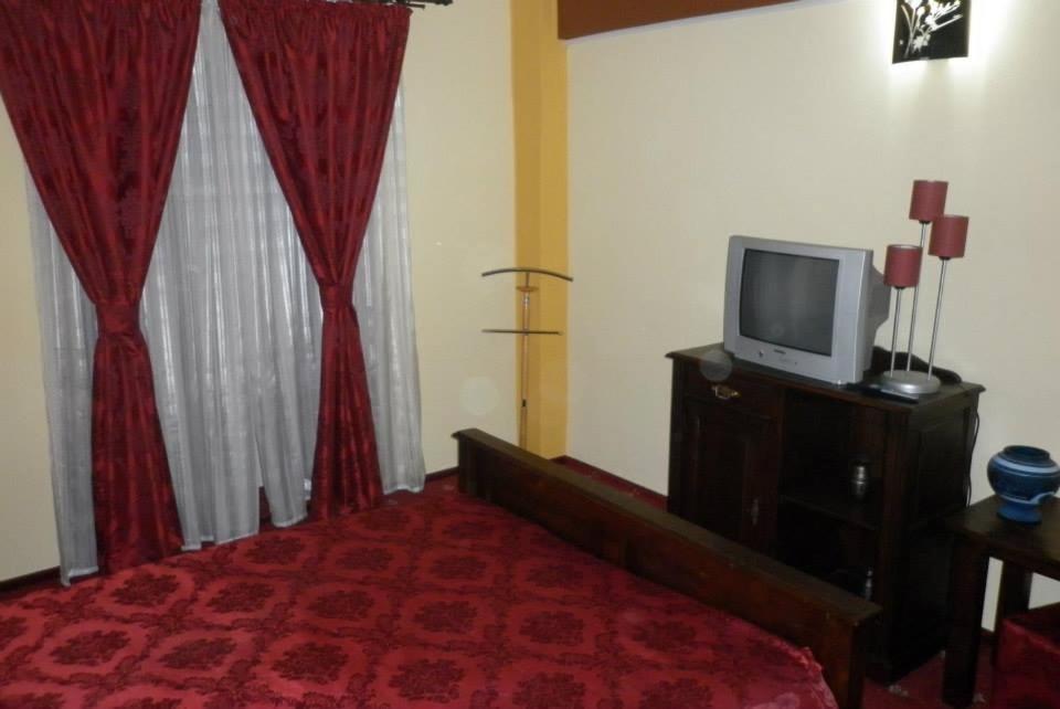 Hotel Ineul Rodna ภายนอก รูปภาพ